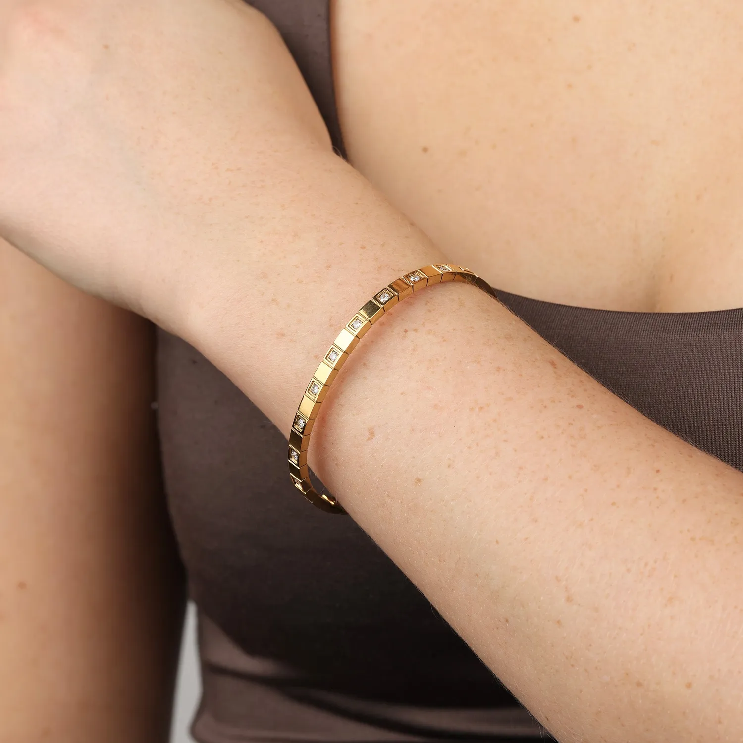 TIMI OF SWEDEN Meg krystal armring armbånd sølv