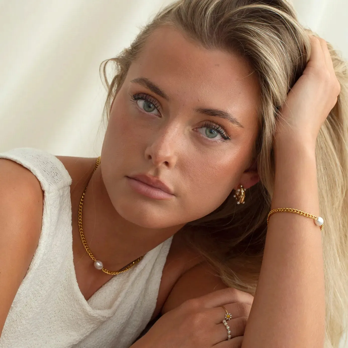 TIMI OF SWEDEN Solange hoop øreringe perler forgyldt
