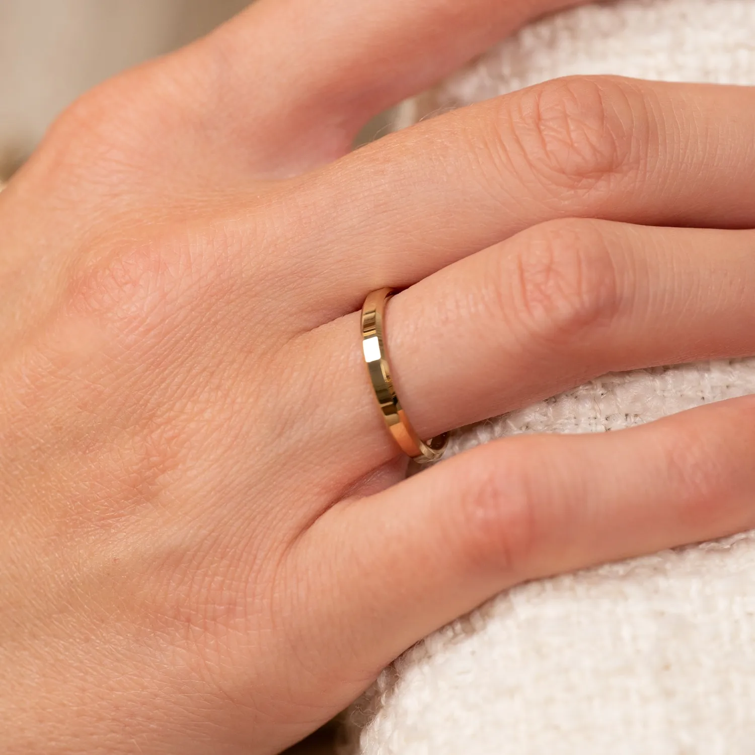 Sisi Copenhagen Beveled Flat halskæde? ring 2,5 mm 14 kt guld