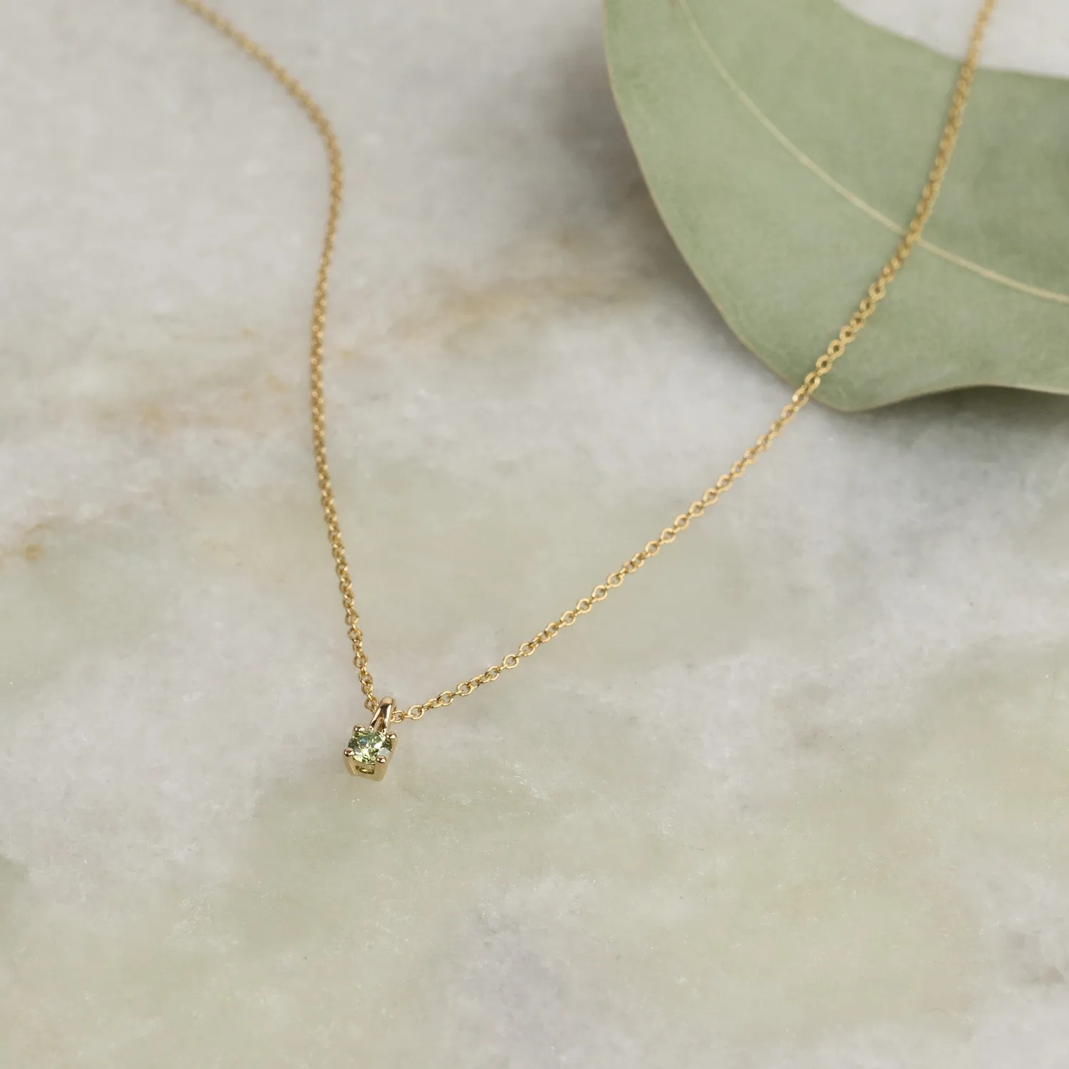 Sisi Copenhagen Prong Solitaire Ocean Green diamantvedhæng 0,1 ct