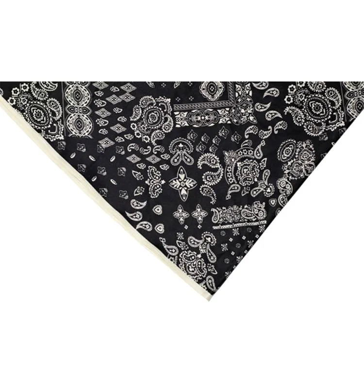 Wos Venice sjal sort paisley trekantet 130 cm