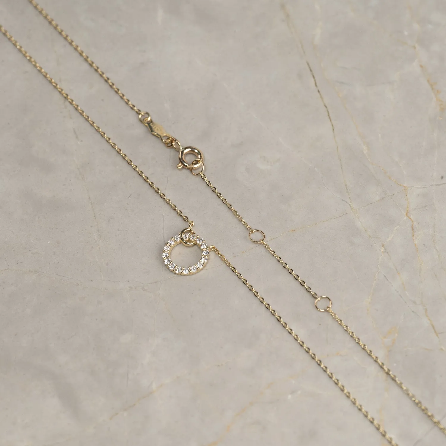 Sisi Copenhagen Gloria halskæde guld 9 kt med zirkon
