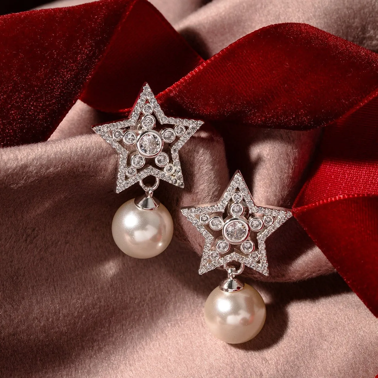 Orelia Crystal Star Pearl drop øreringe sølv
