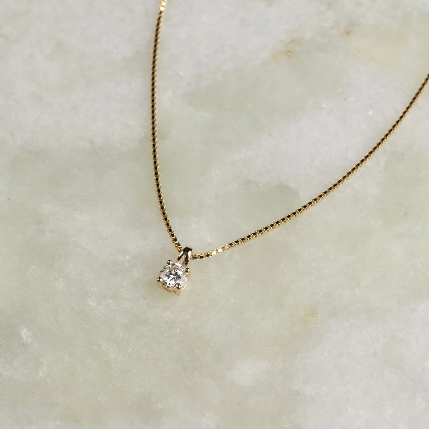 Sisi Copenhagen Prong Solitaire vedhæng guld 0,5 ct lab