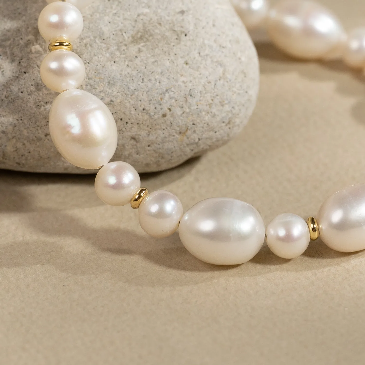 Sisi Copenhagen Kalana Pearl Golden armbånd perler 16+4 cm