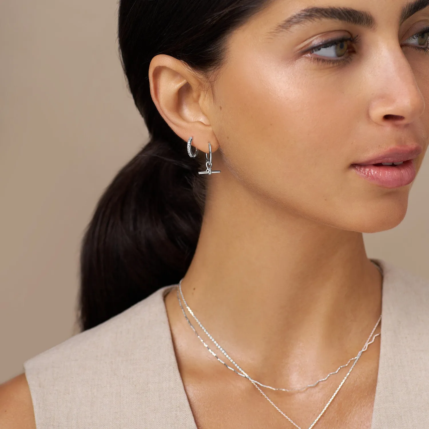 Orelia Pavé Mini Micro Hoop øreringe sølv små