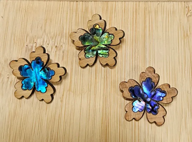 Lene Emanuel Curly broche bambus perlemor