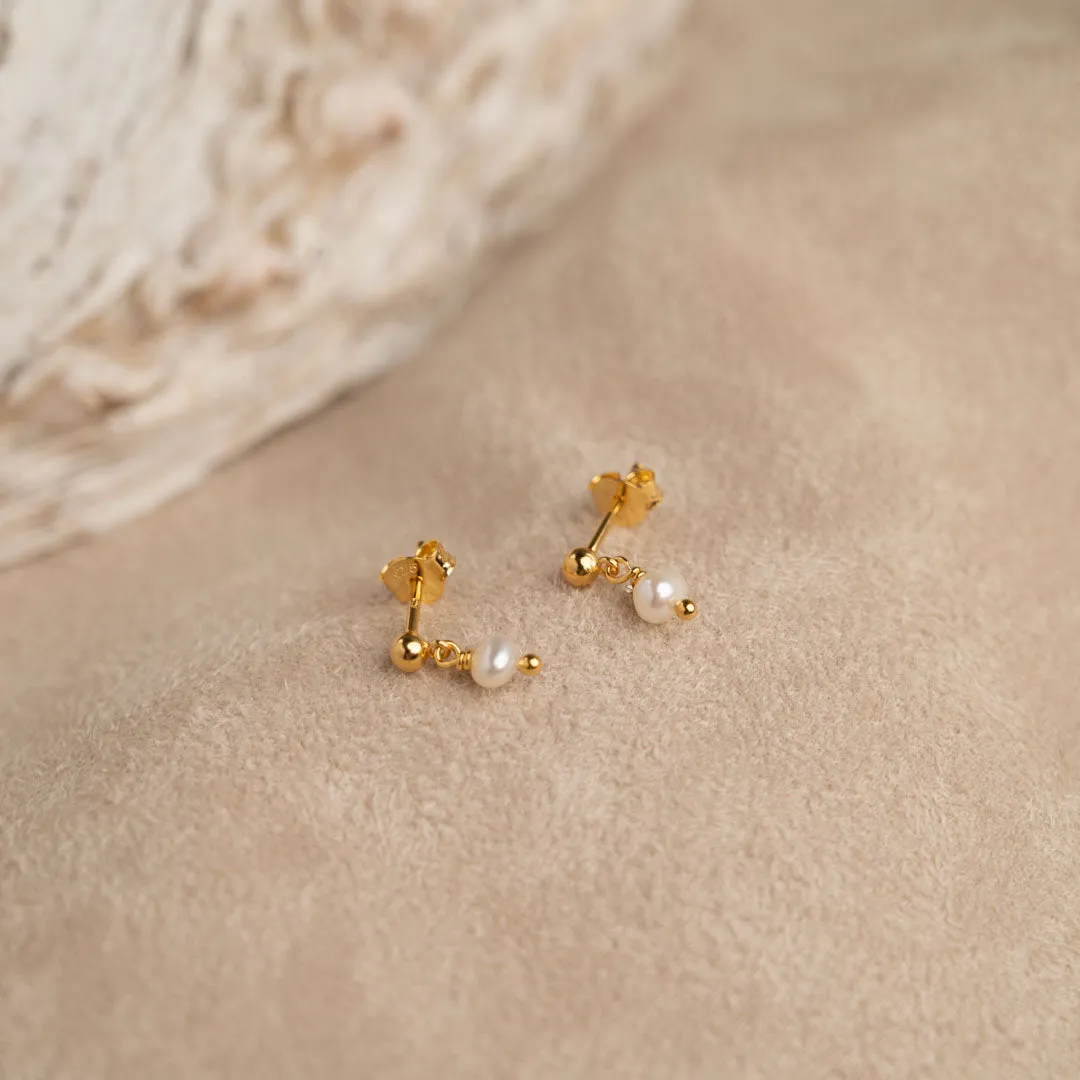 Sisi Copenhagen Daria Pearl ørestikker forgyldt perle 4 mm