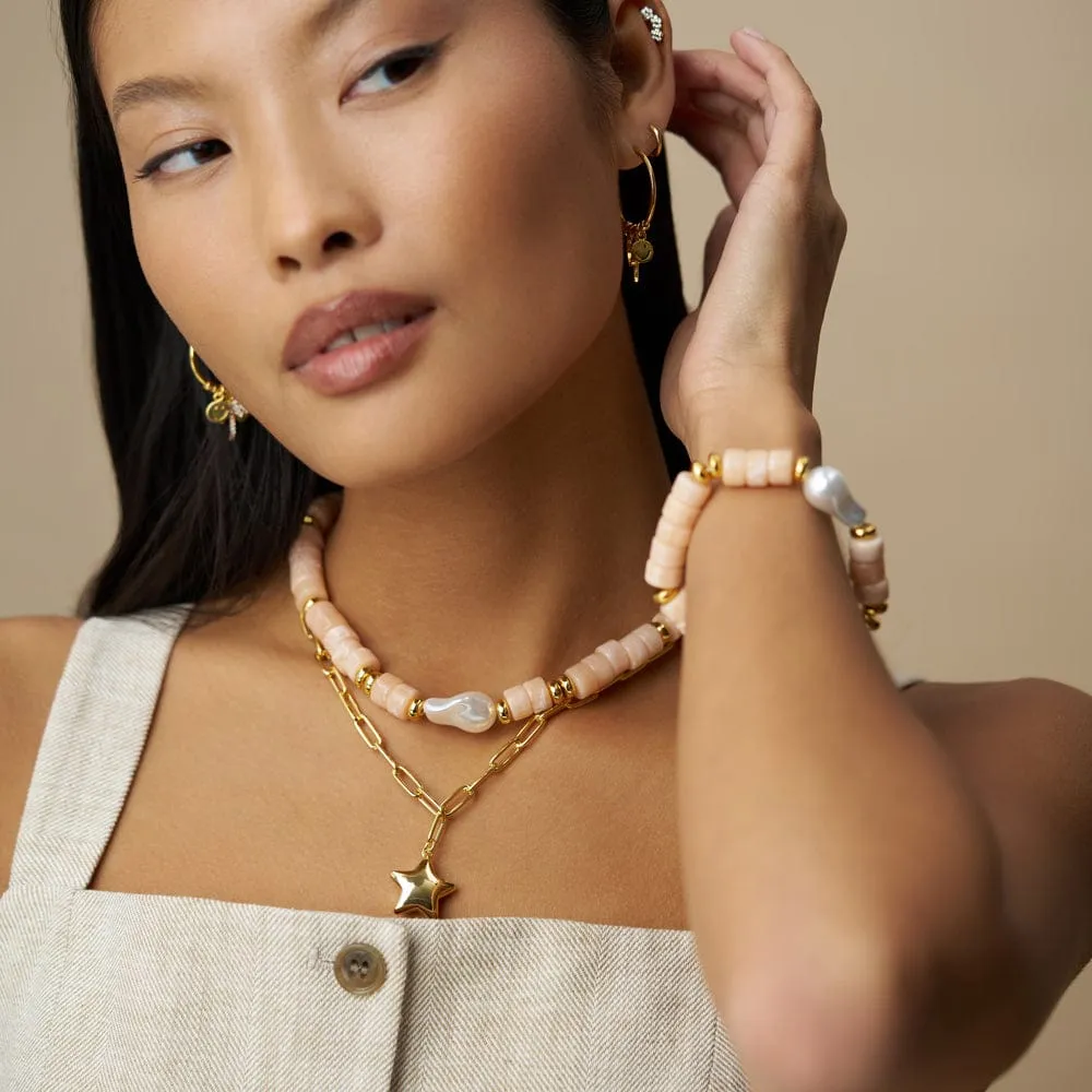 Orelia Statement Pearl & Bead armbånd guld elastik