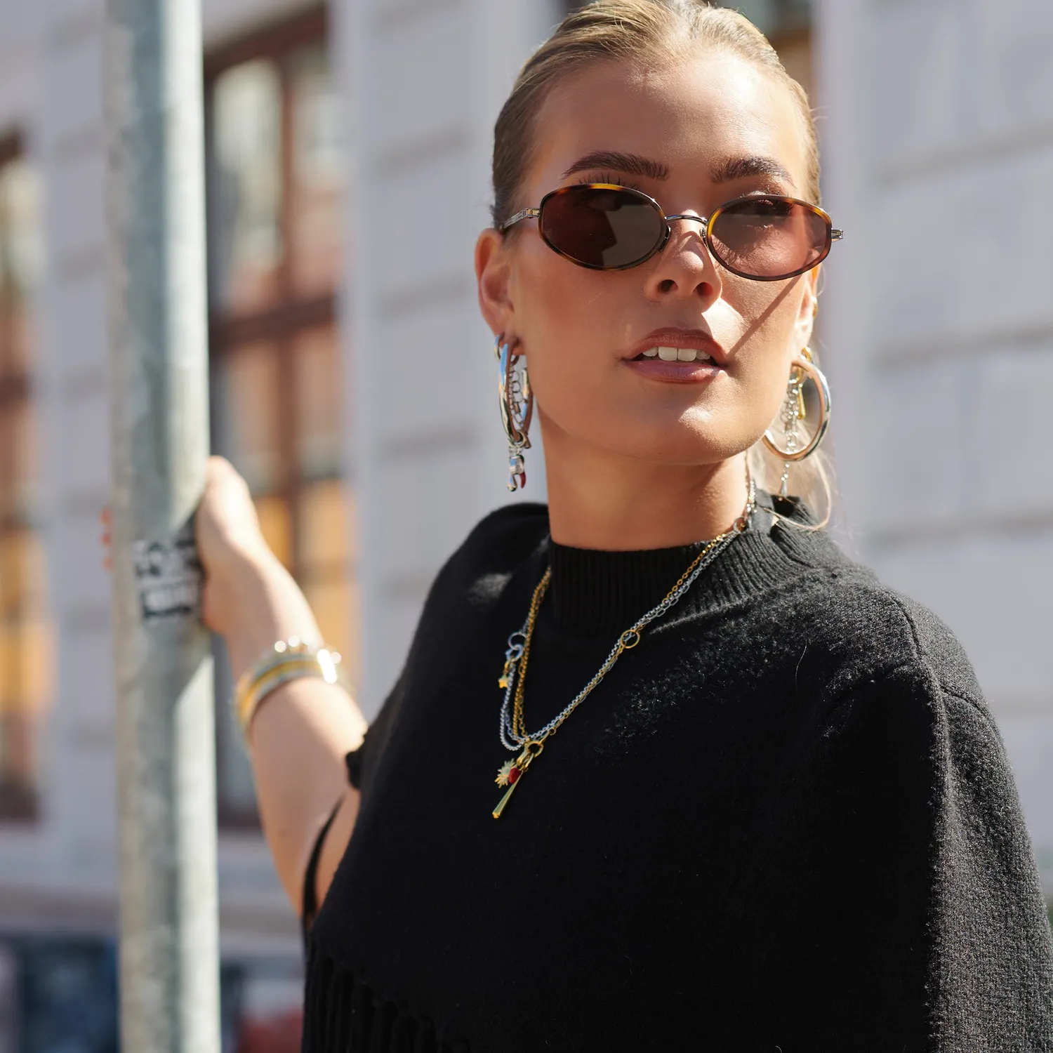 TIMI OF SWEDEN Sol sunburst charm vandtæt stål
