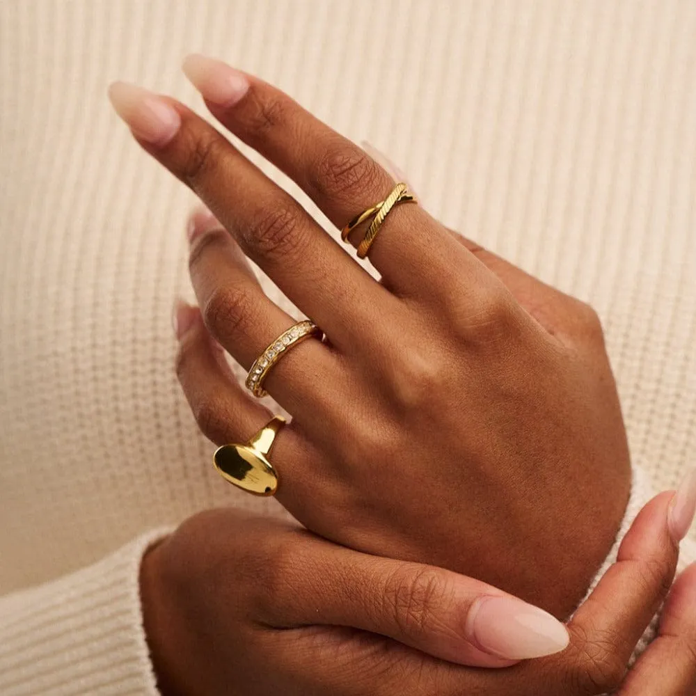 Orelia Clean Textured Interlocking ring guld stål
