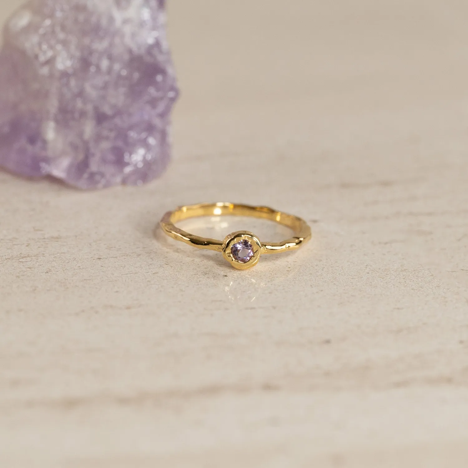 Sisi Copenhagen Selene Purple Amethyst Golden ring lilla