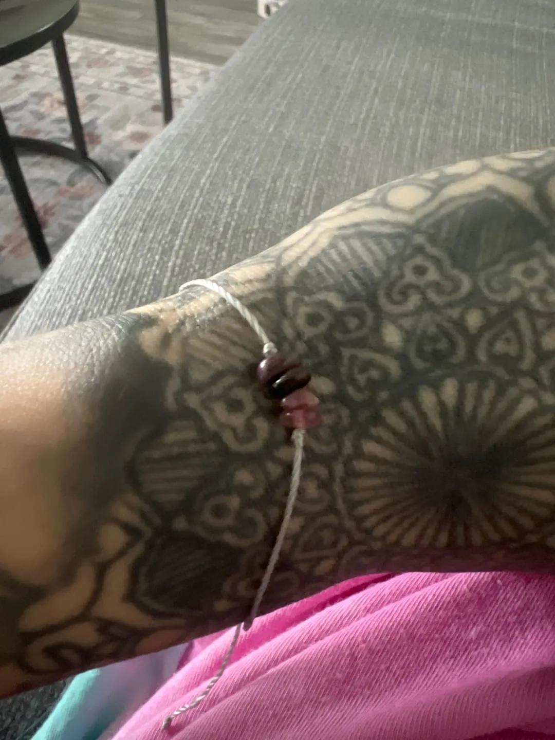 Timi of Sweden Tourmaline chip armbånd guld justerbar