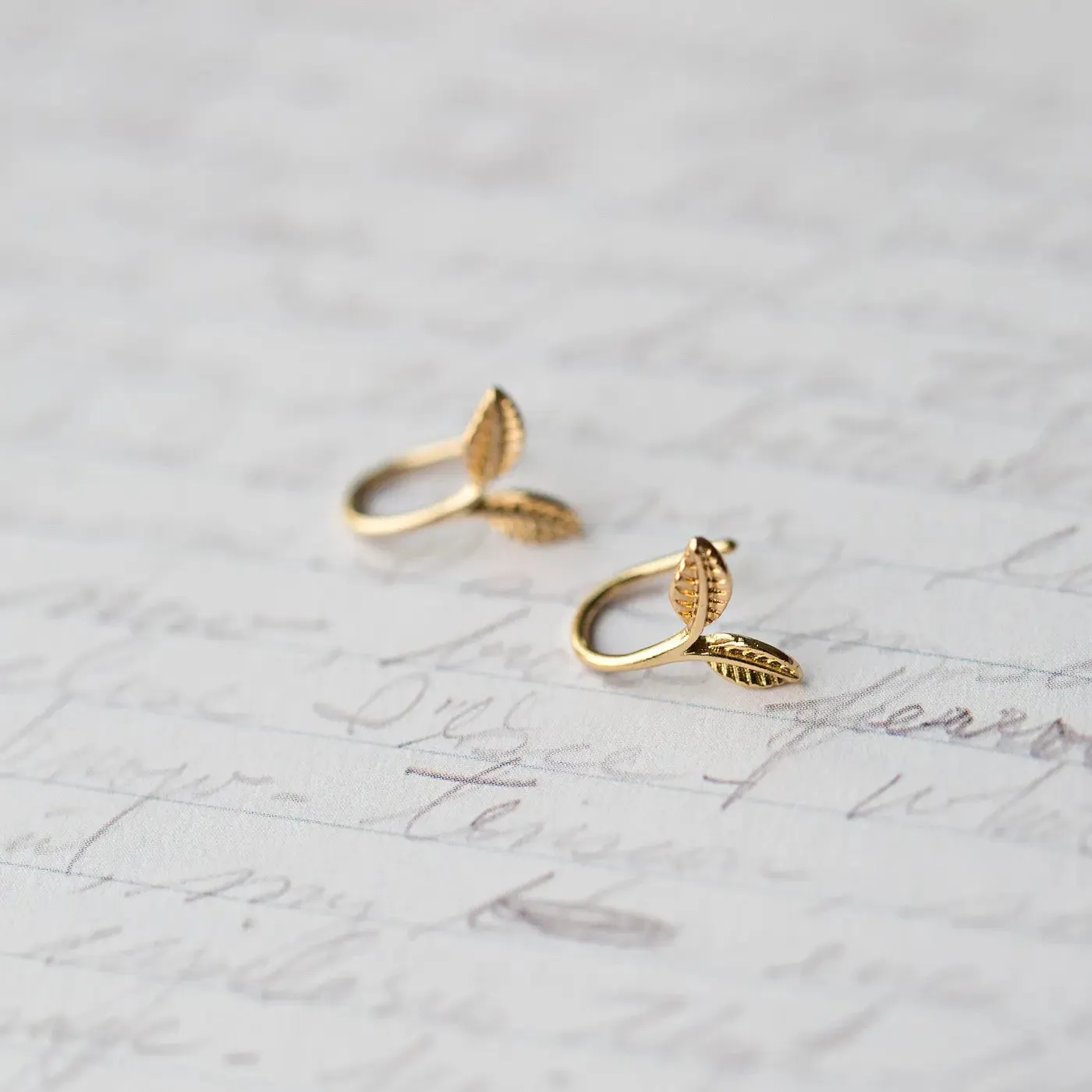 TIMI OF SWEDEN Delicate Leaf bladøreringe forgyldt guld