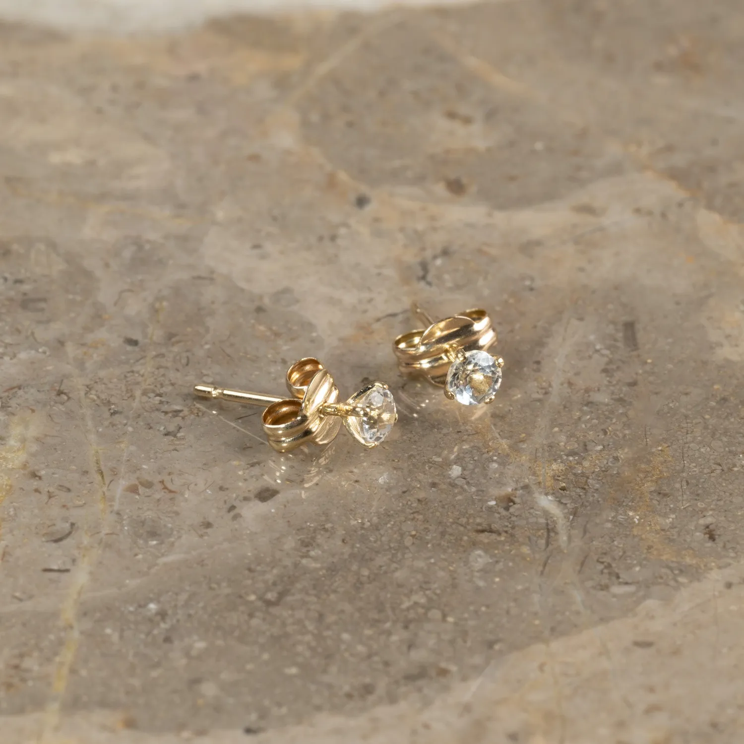 Sisi Copenhagen Soley White Topaz ørestikker massivt guld