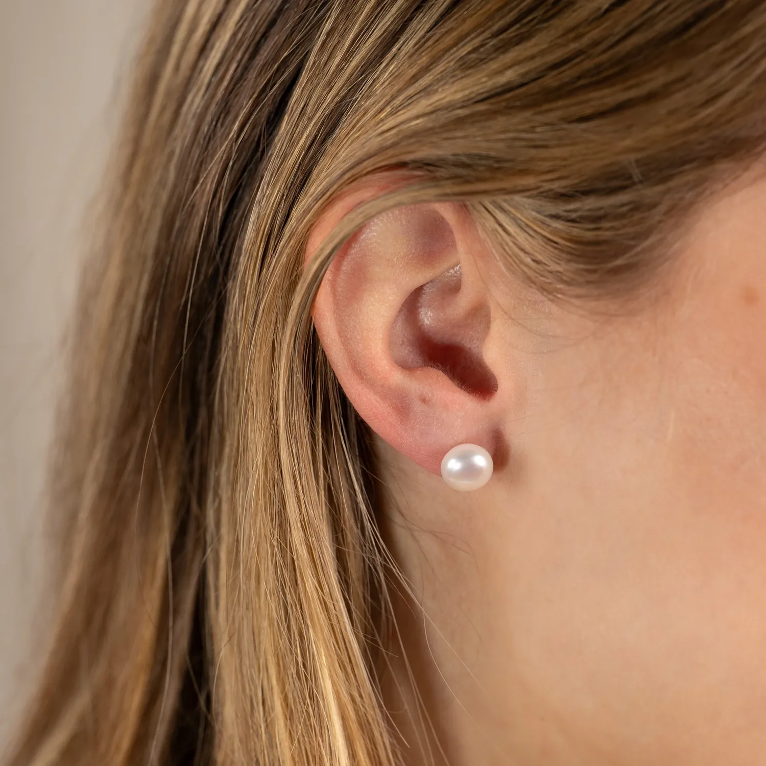 Sisi Copenhagen Simple White Pearl øreringe 7 mm sølv