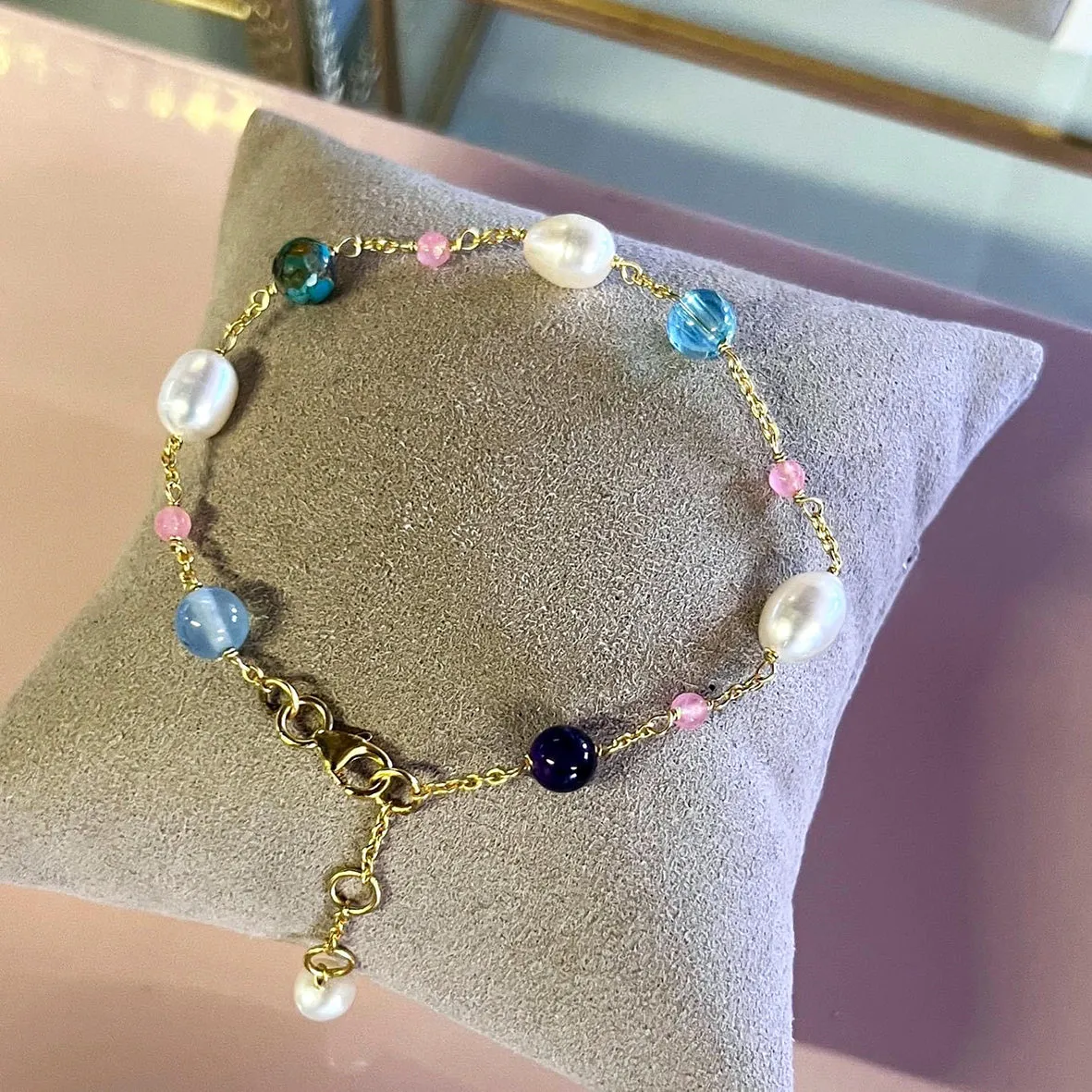 Bykjaergaard Rainbow armbånd forgyldt med ædelsten