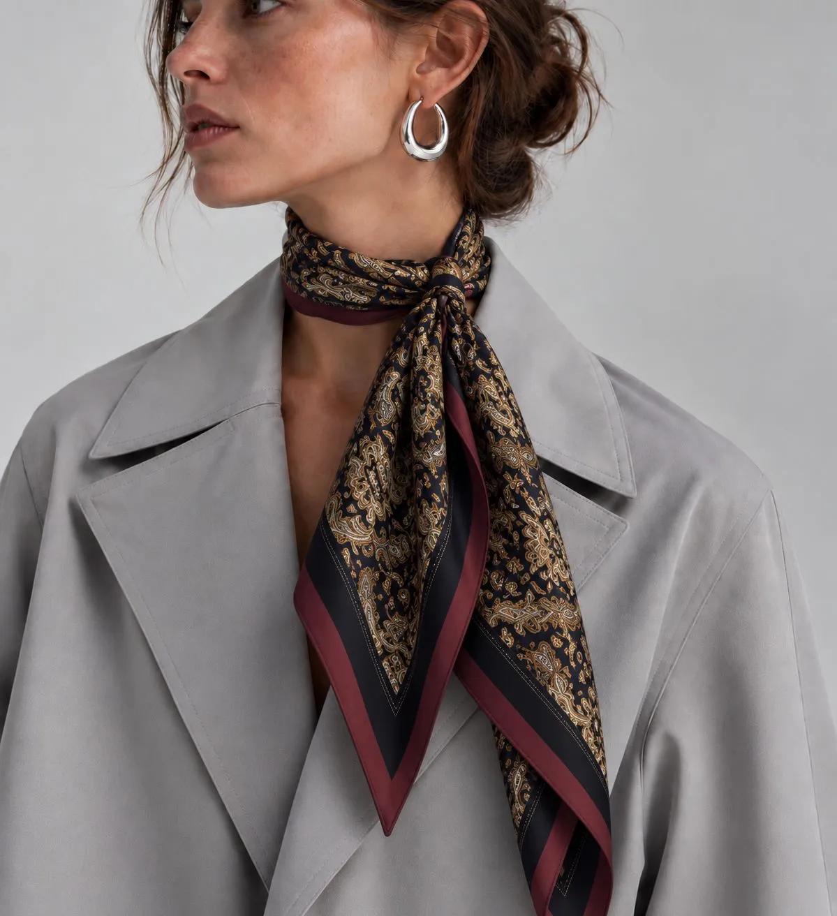 Wos Lyons tørklæde bordeaux paisley 130 cm
