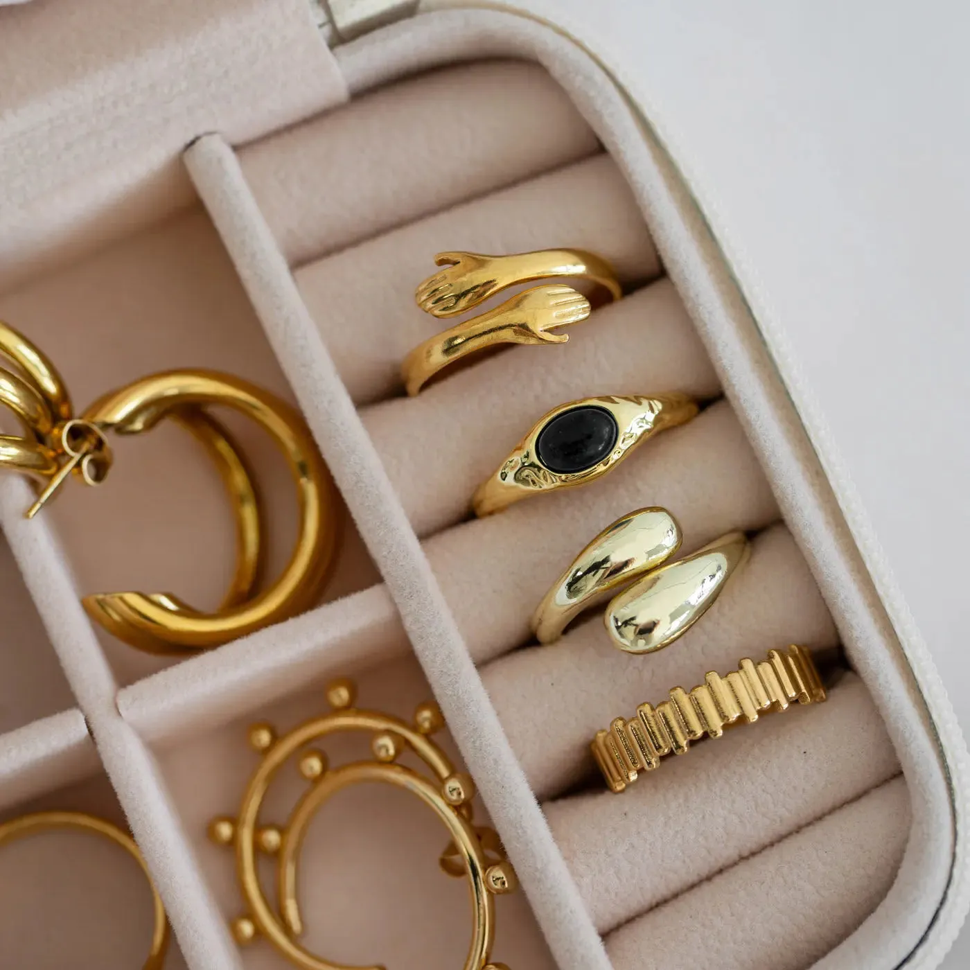Timi of Sweden Clara ring forgyldt organisk str 17