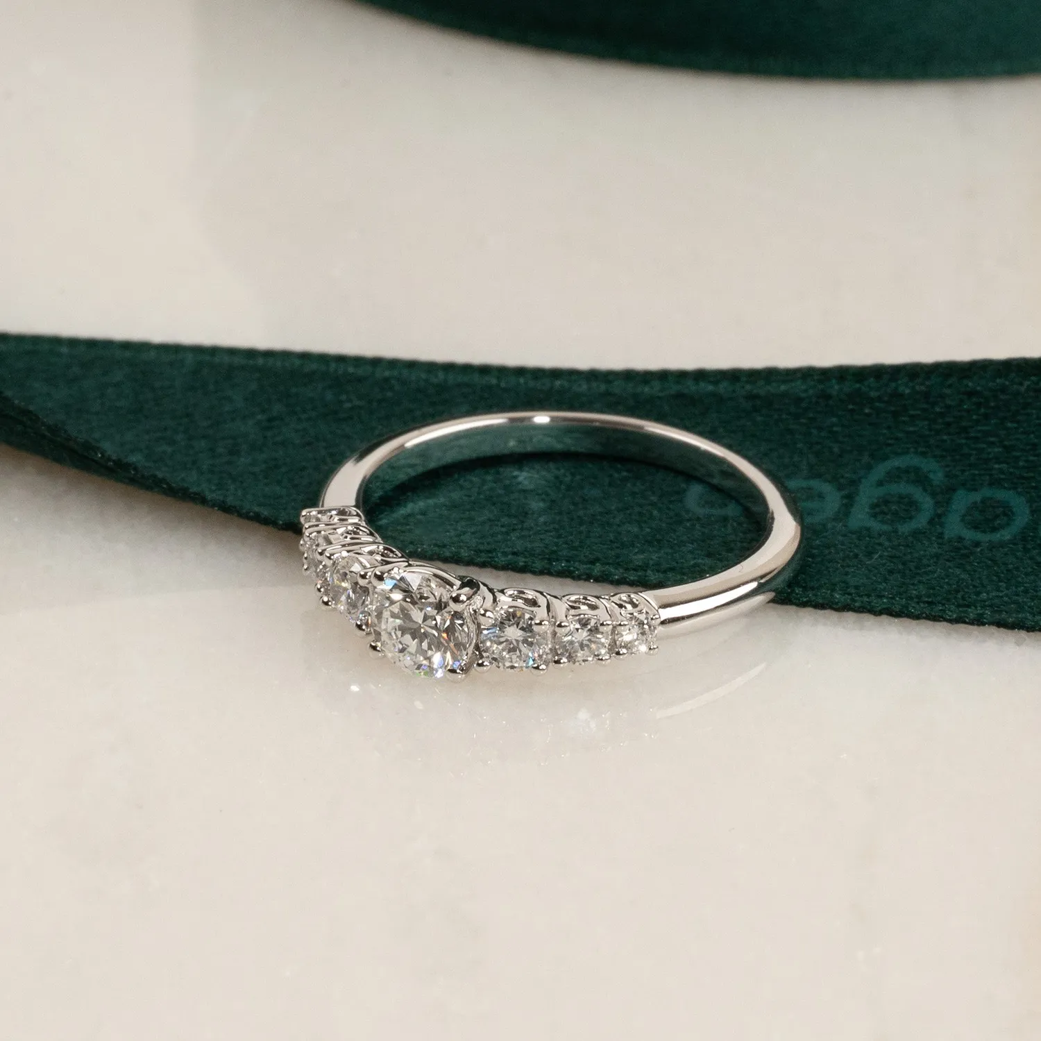 Sisi Copenhagen Seven-Stone Trellis ring hvidguld 0,7 ct
