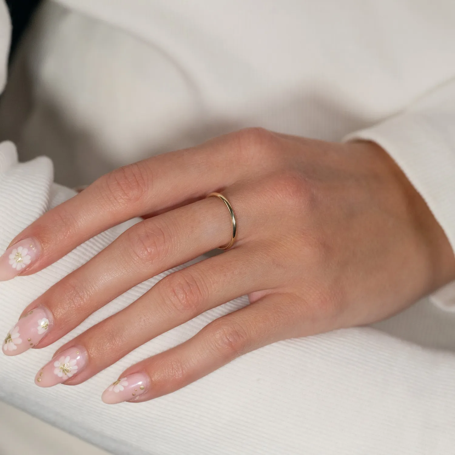 Sisi Copenhagen Ona ring massivt guld 1,5 mm