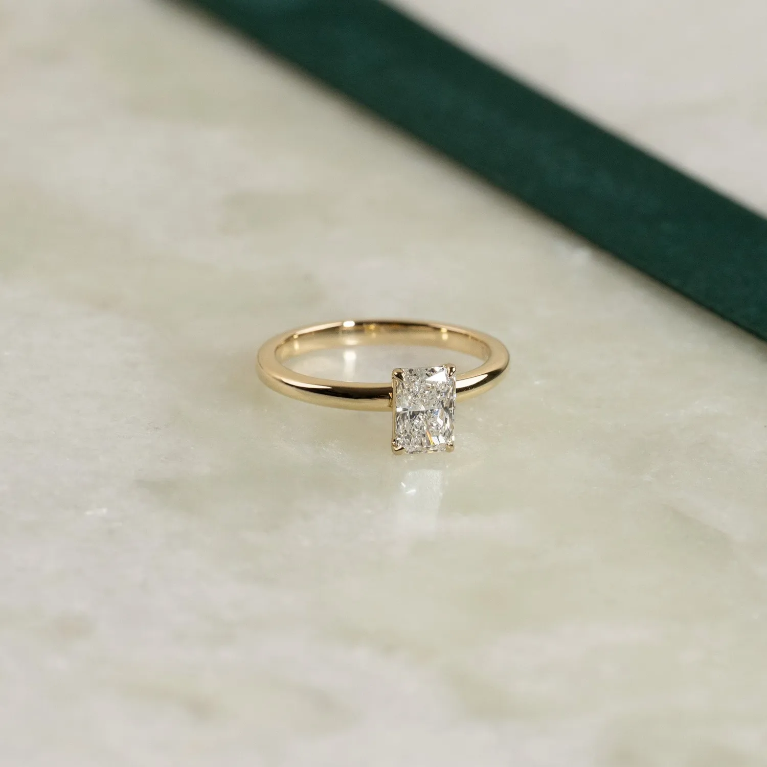 Sisi Copenhagen Solitaire Radiant ring guld 1,0 ct