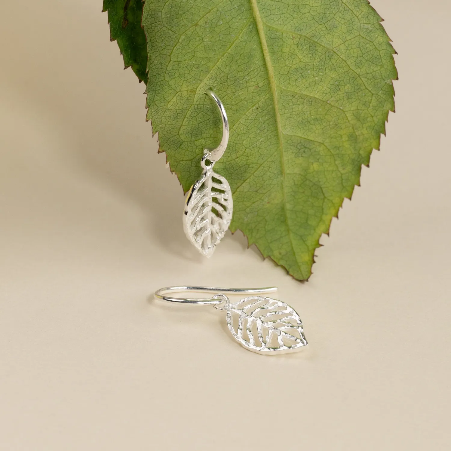 Sisi Copenhagen Noa Silver Hook øreringe blad 19 mm