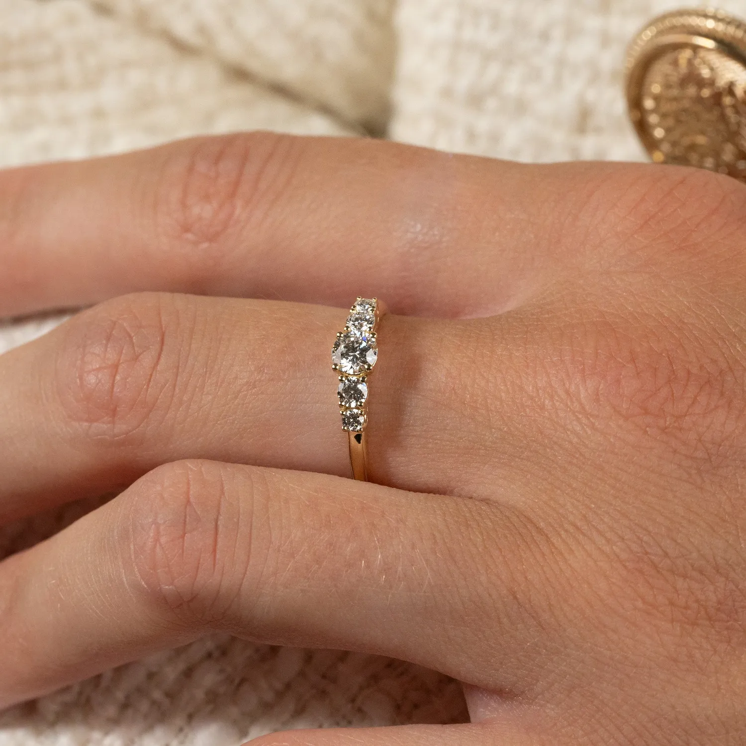 Sisi Copenhagen Five-Stone Trellis diamantring 0,5 ct guld