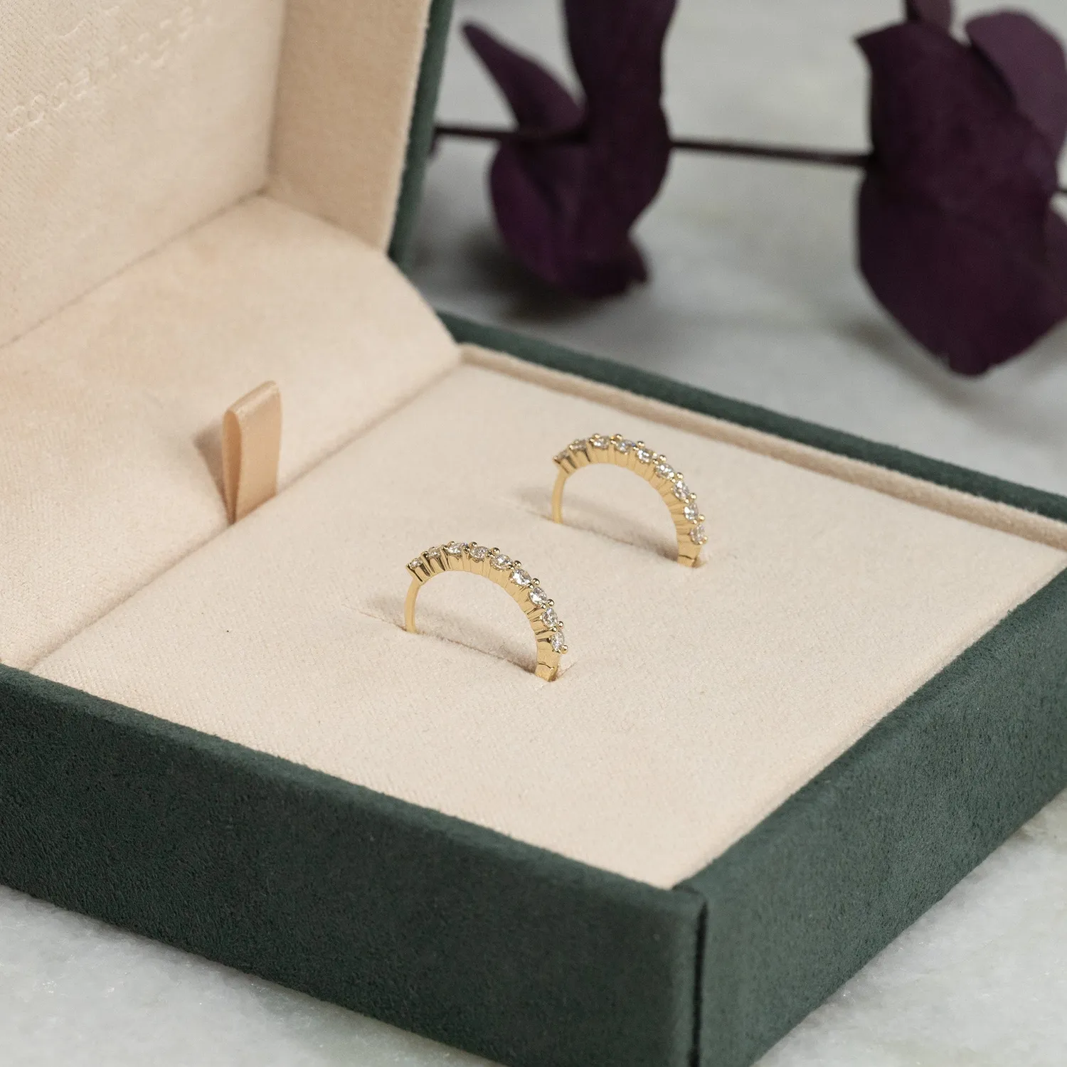 Sisi Copenhagen Prong creoler 0,5 ct guld lab-diamant