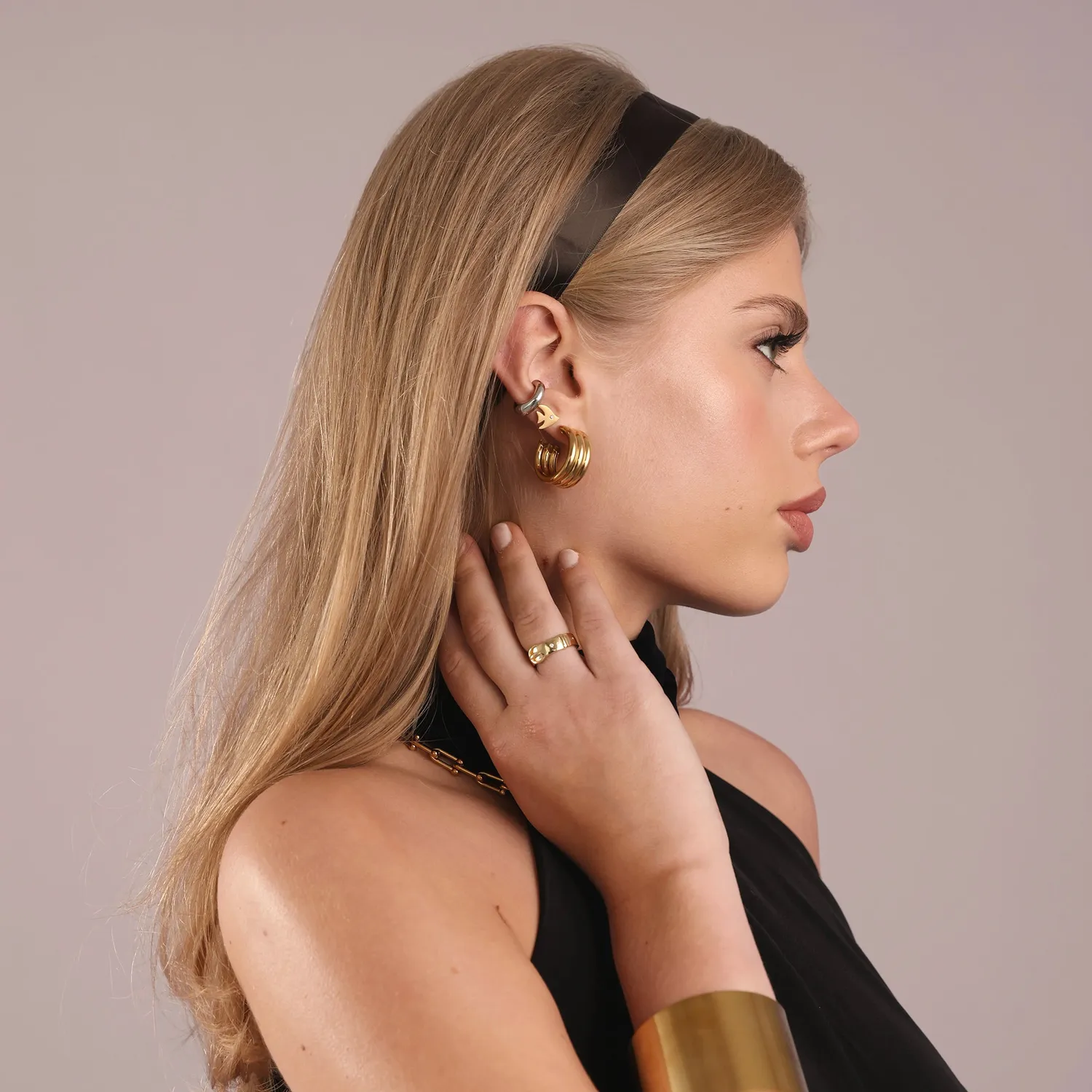 TIMI OF SWEDEN Ayla ring rustfrit stål guld vandtæt