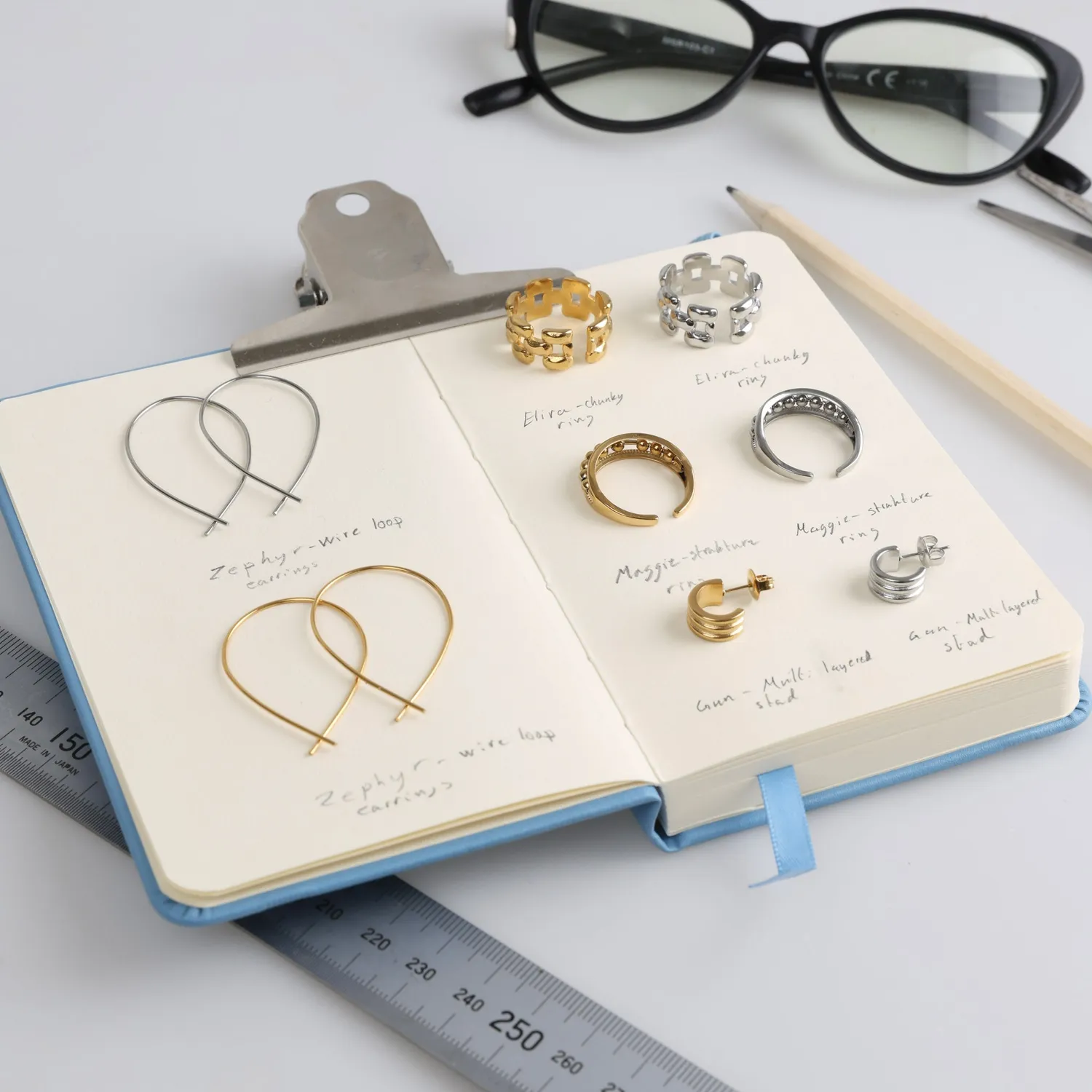 TIMI OF SWEDEN Zephyr øreringe guld 41 mm