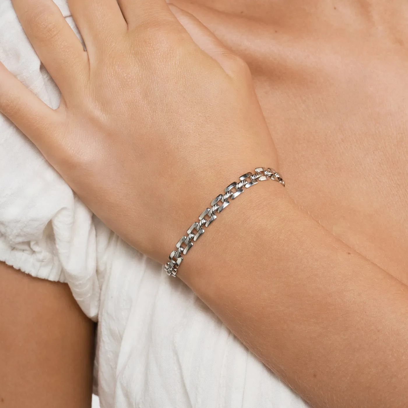 TIMI OF SWEDEN Olivia Bismarck armbånd 16 cm sølv