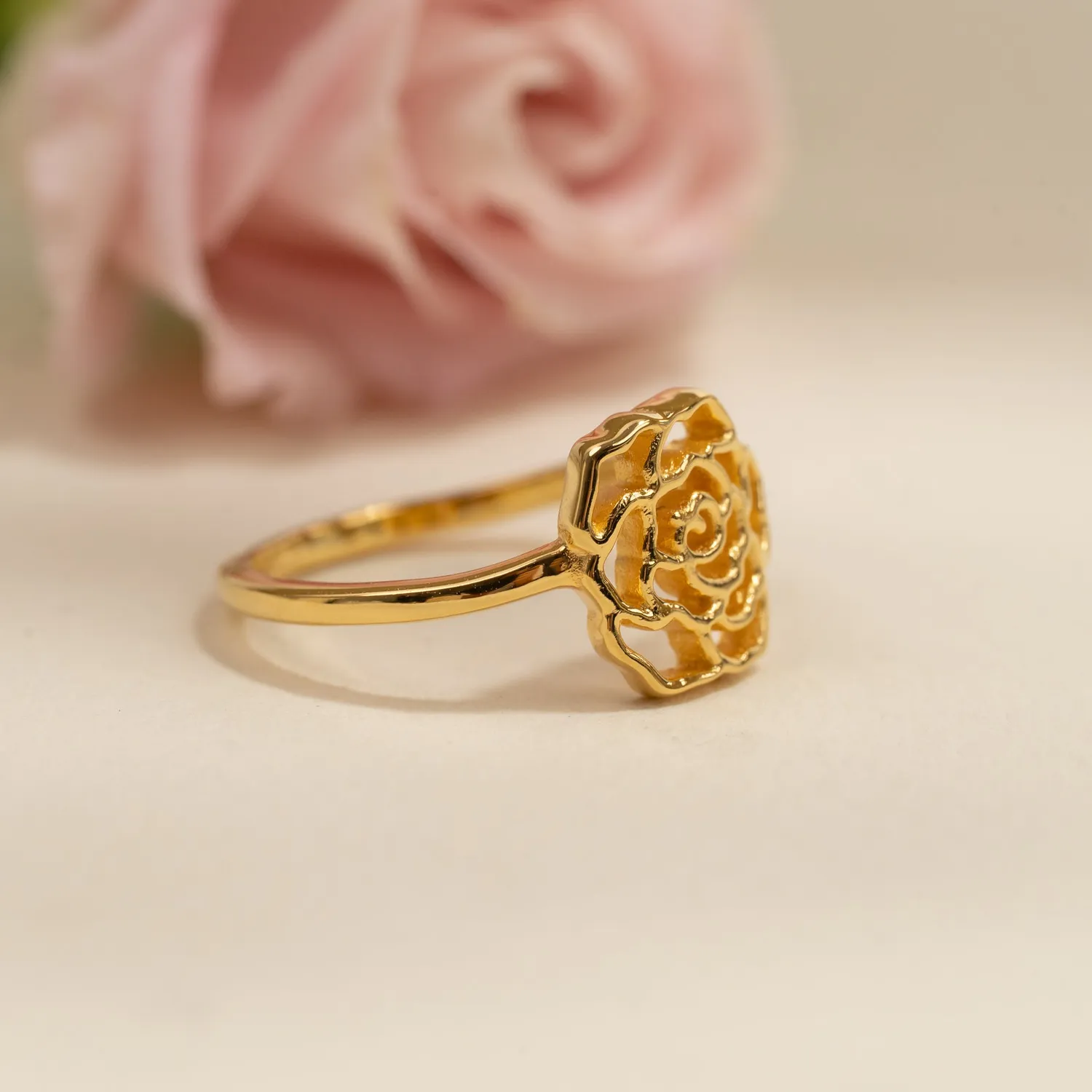 Sisi Copenhagen Rosa ring forgyldt sterlingsølv blomst