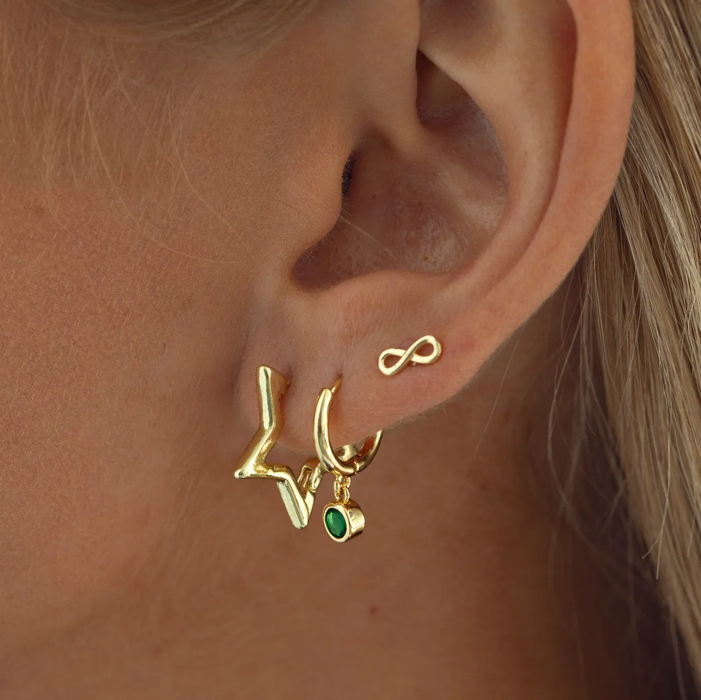 TIMI OF SWEDEN Noa stud øreringe guld infinity