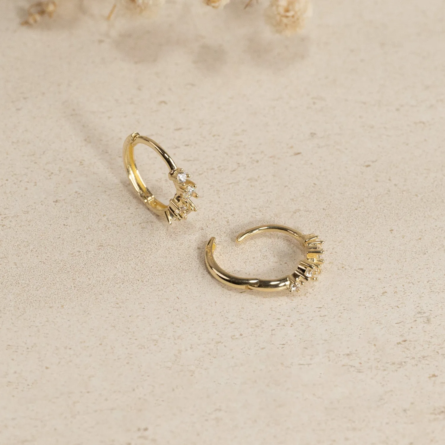 Sisi Copenhagen Maisie Crystal creoler massivt guld zirkon