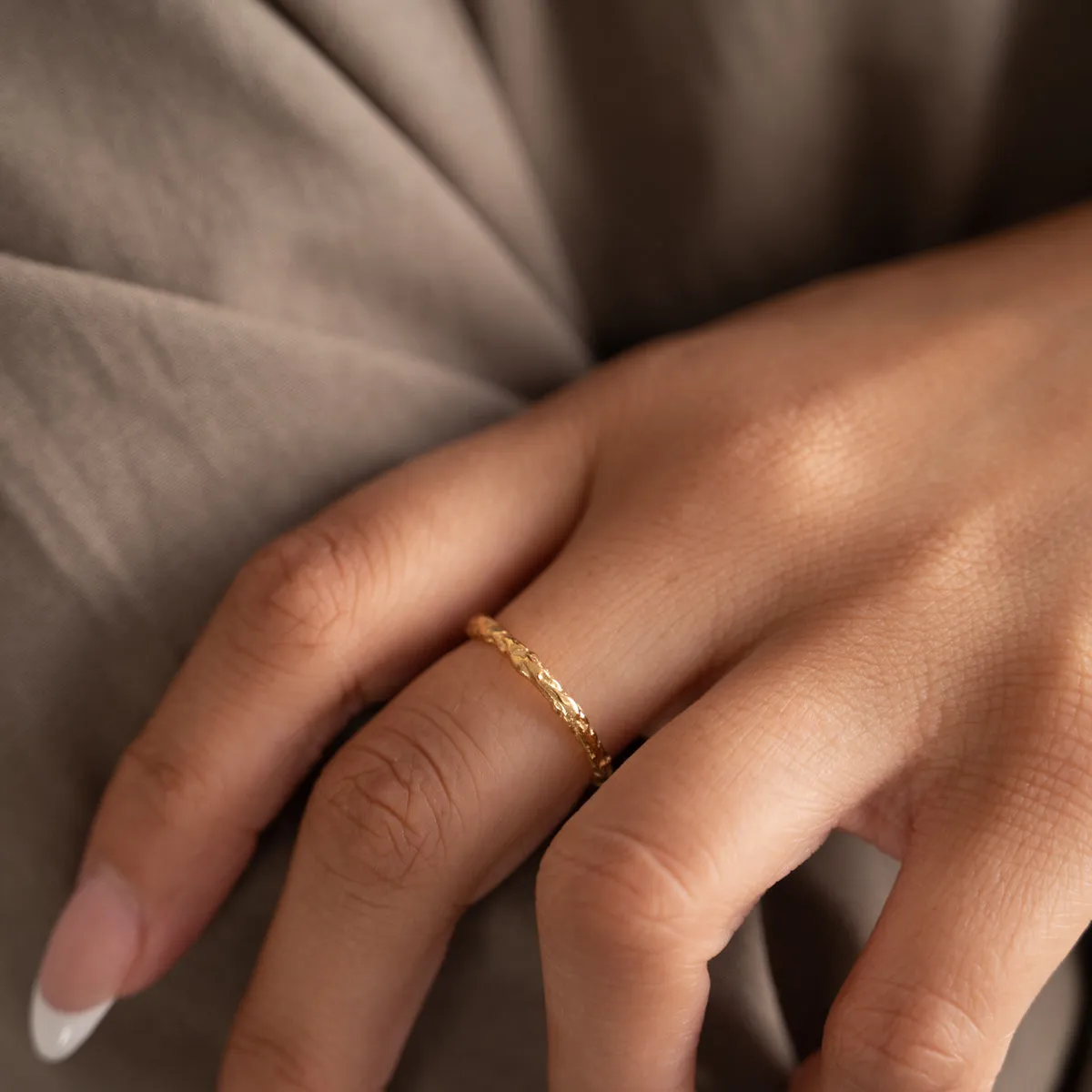 Sisi Copenhagen Elma Small forgyldt ring 2 mm rå