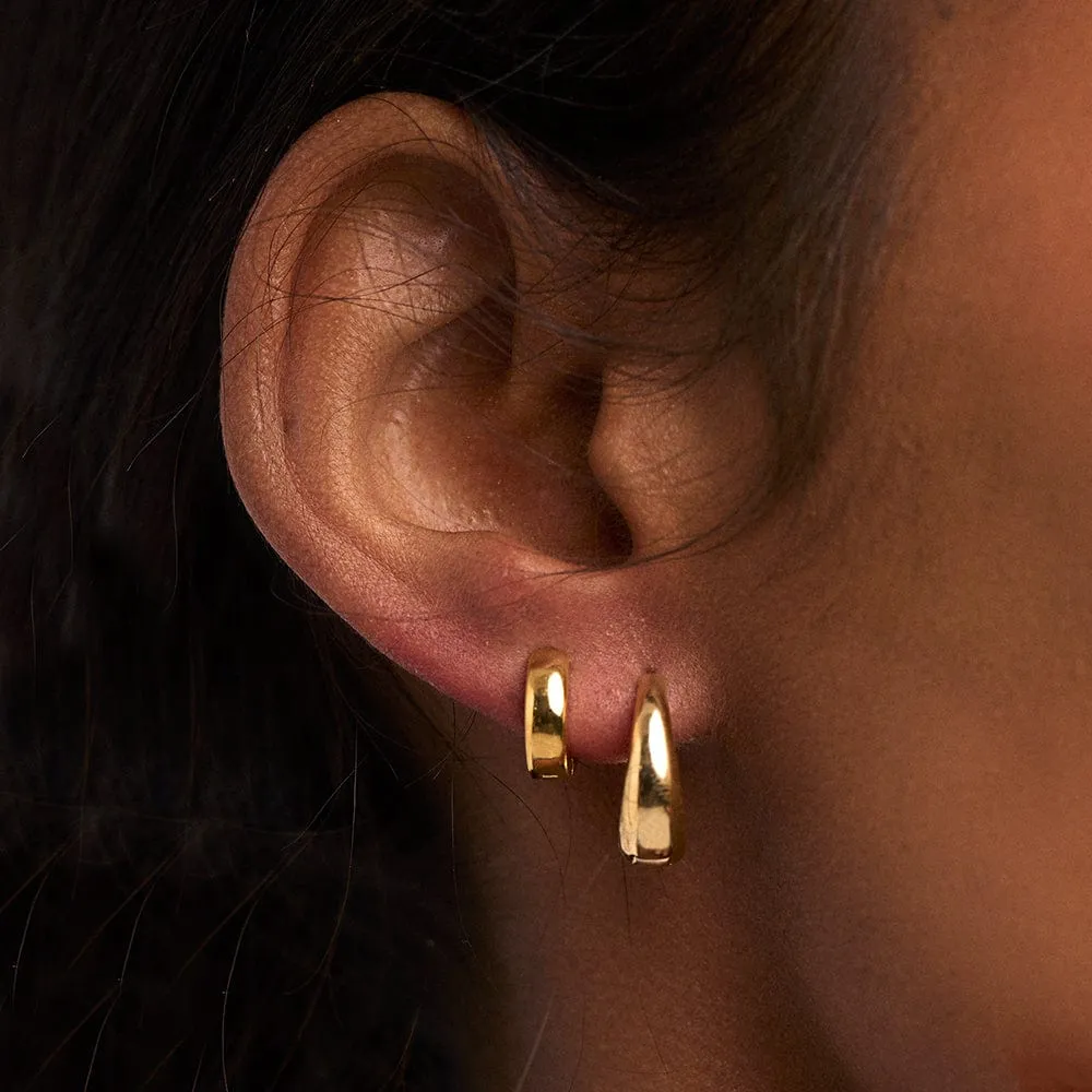 Orelia Mini Domed Huggie Hoop øreringe guld
