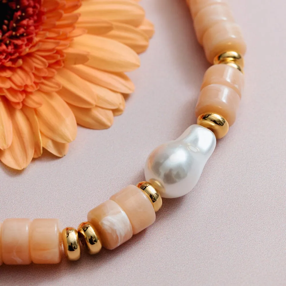 Orelia Statement Pearl & Bead armbånd guld elastik
