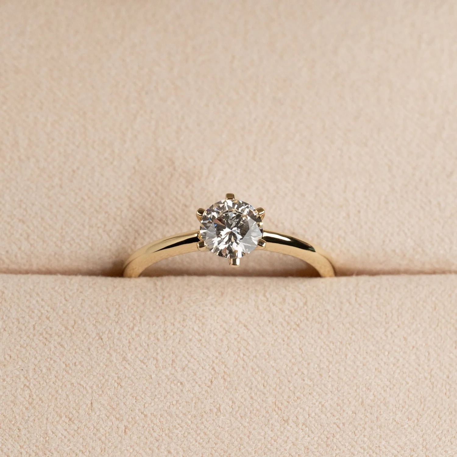 Sisi Copenhagen Classic Solitaire ring 0,75 ct 14 kt guld