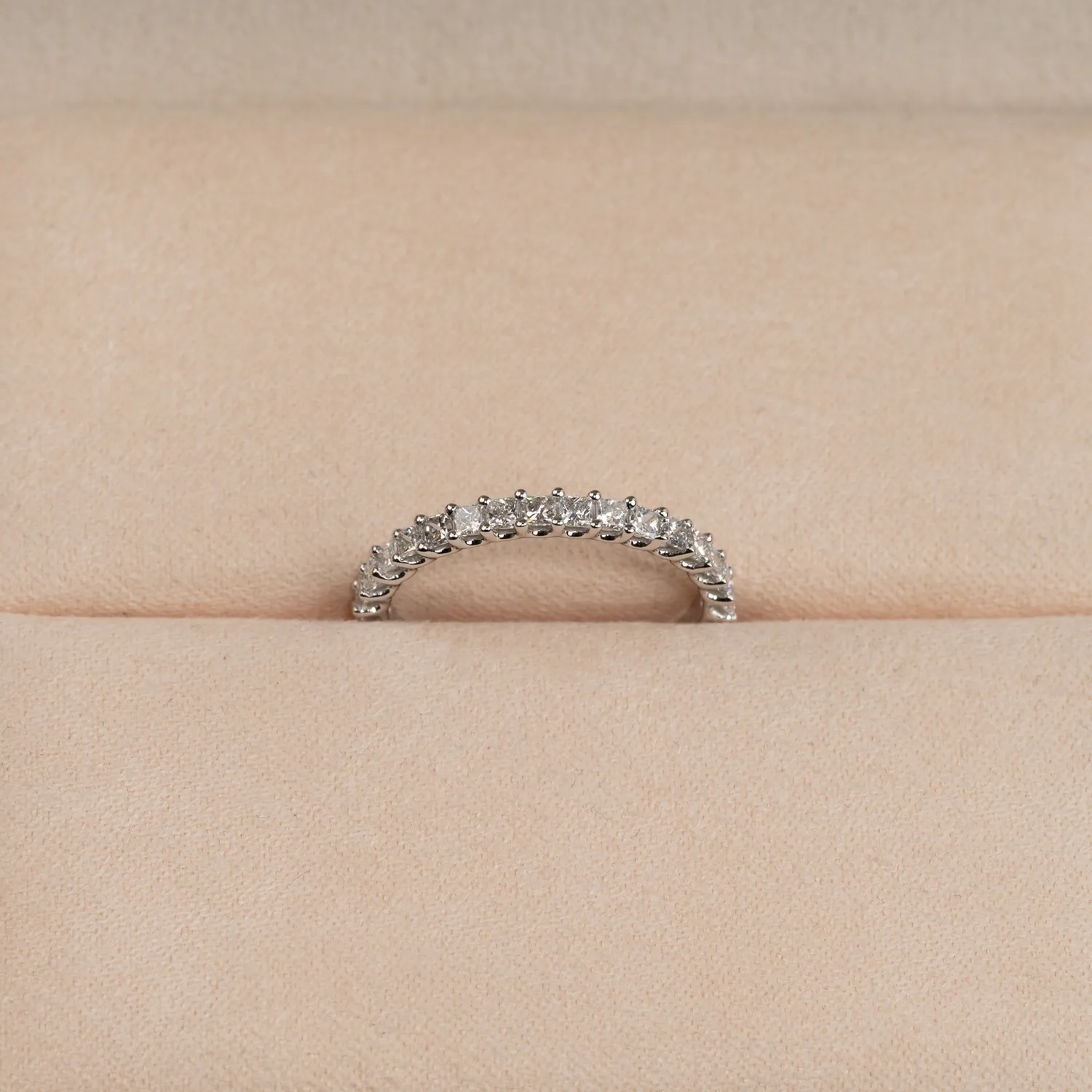 Sisi Copenhagen Princess-Cut Half-Alliance diamantring 0,5 ct hvidguld