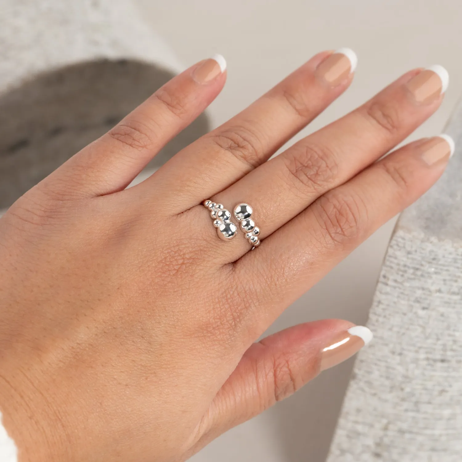 Sisi Copenhagen Paloma ring sølv åbent kugledesign