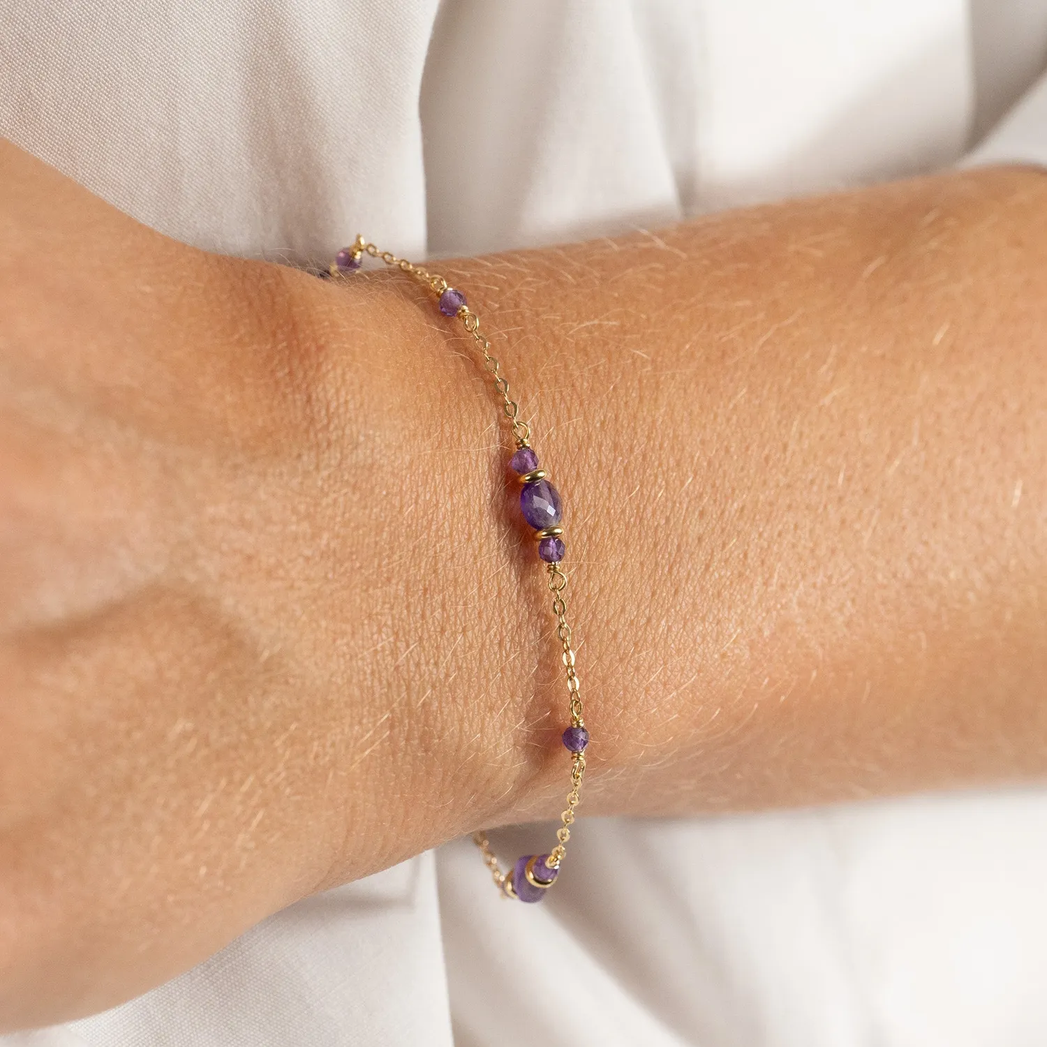 Sisi Copenhagen Cordelia forgyldt armbånd lilla ametyst 15,5+4 cm
