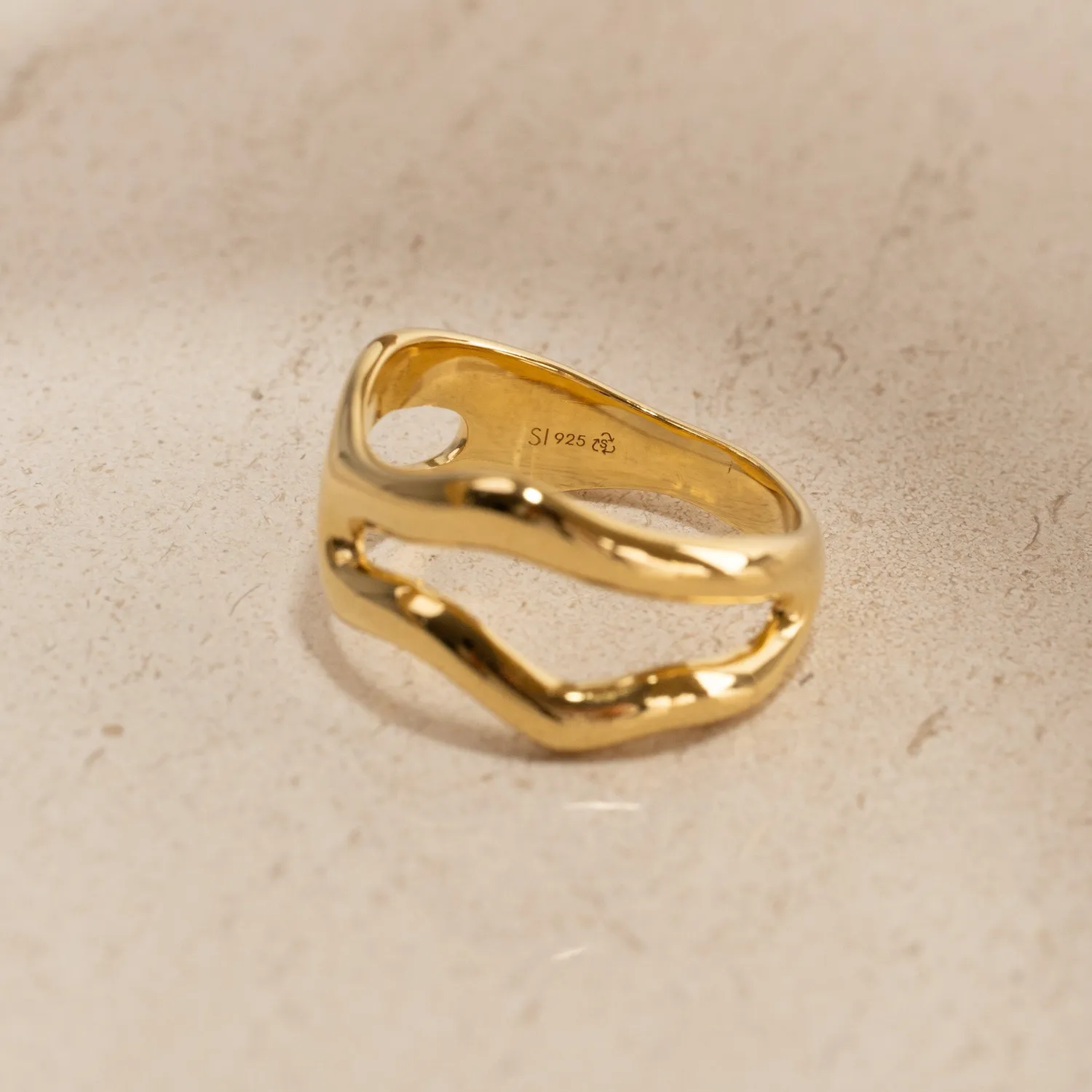 Sisi Copenhagen Astra ring forgyldt organisk str. 48