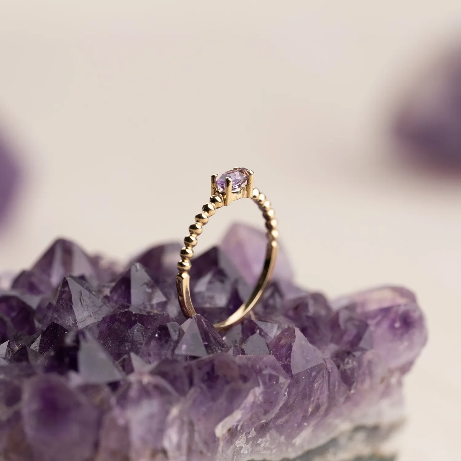 Sisi Copenhagen Ingeborg ring 9 kt guld ametyst marquise