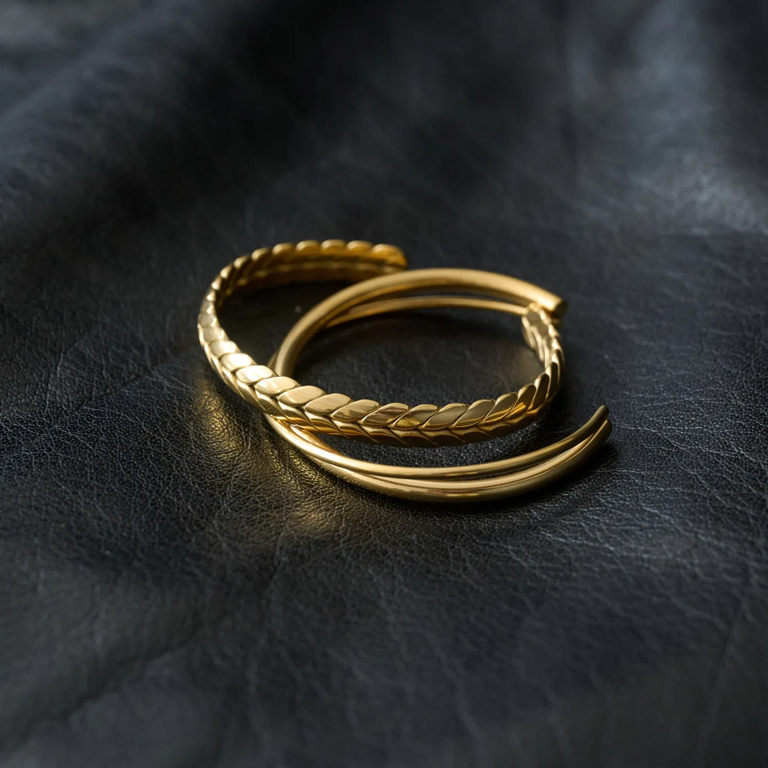 TIMI OF SWEDEN Silje armbånd forgyldt stål guld