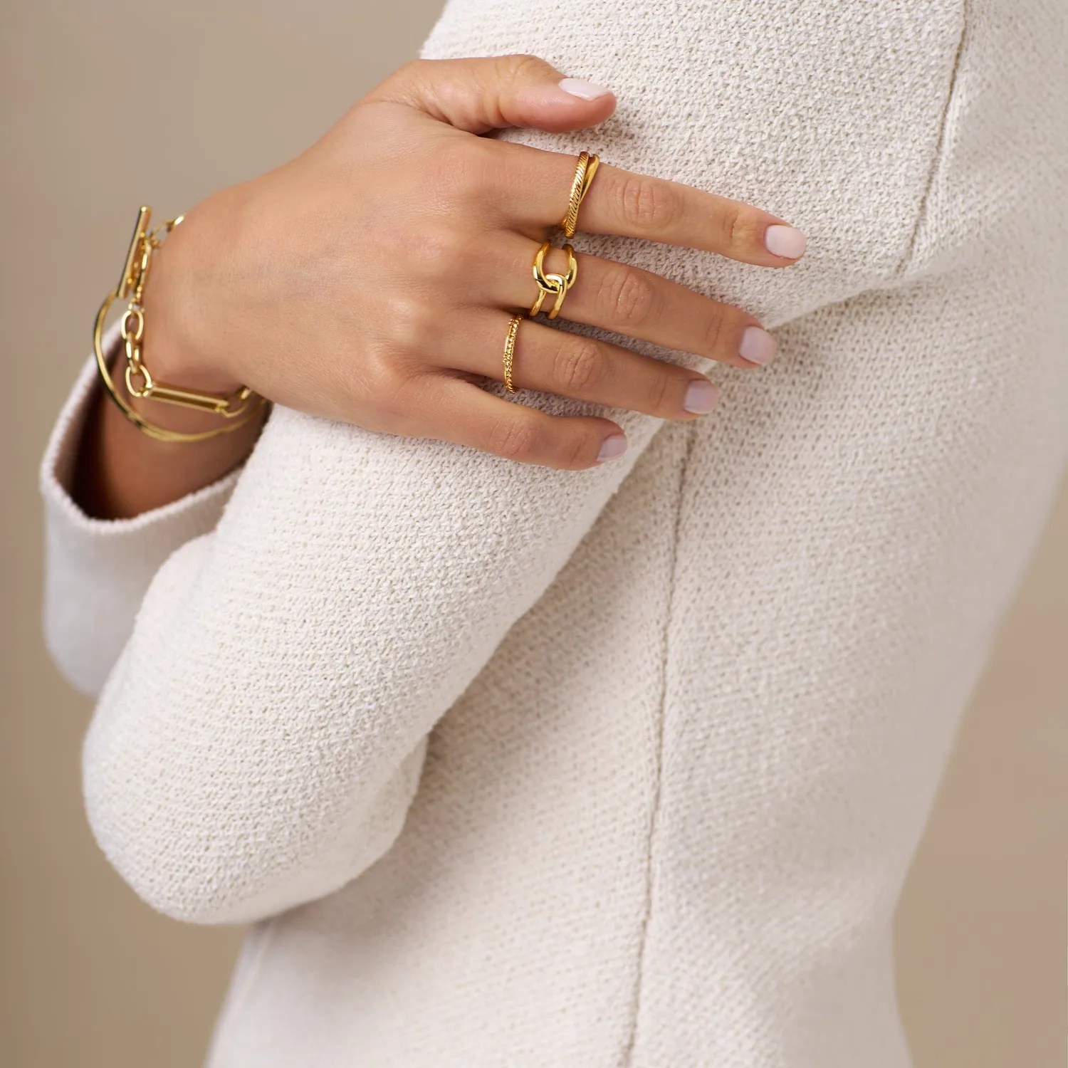 Orelia Interlocking Open justerbar ring forgyldt