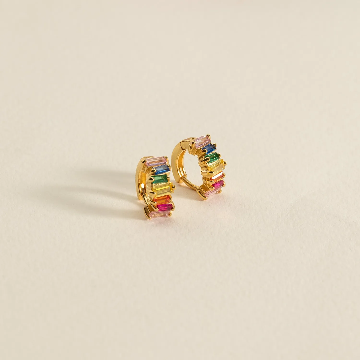 Sisi Copenhagen Vanessa Rainbow creoler forgyldt 10,5 mm