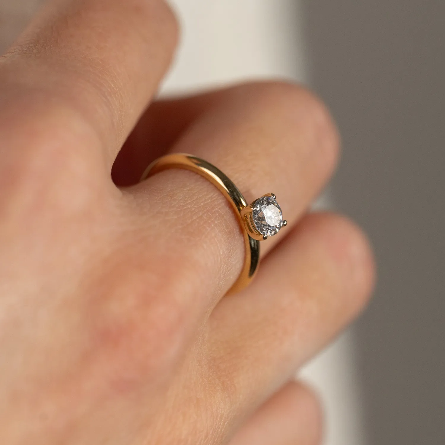 Sisi Copenhagen Simple Solitaire diamantring 0,5 ct guld 14 kt