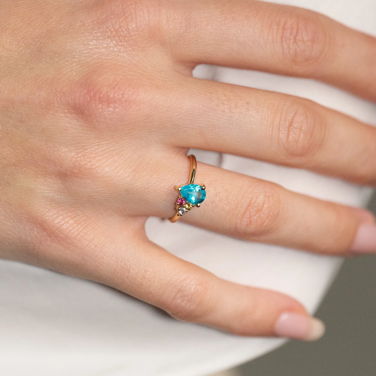Sisi Copenhagen Gyda Paraiba ring guld topas str 50-62