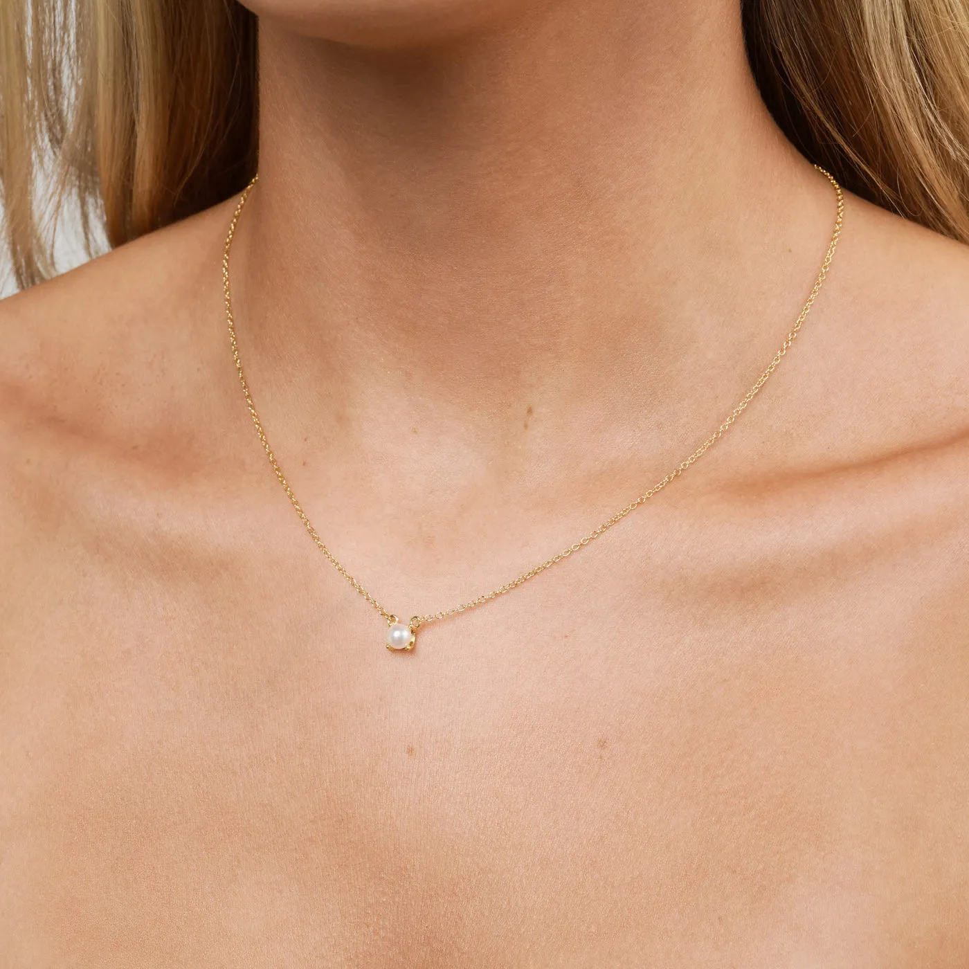 TIMI OF SWEDEN Essie perle halskæde guld 38 cm 5,5 mm